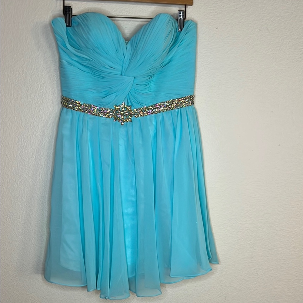 Elegant Strapless Blue Dress with Sparkling Waist